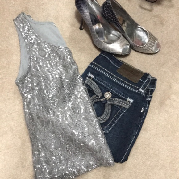 Tank - Picture 3 of 4